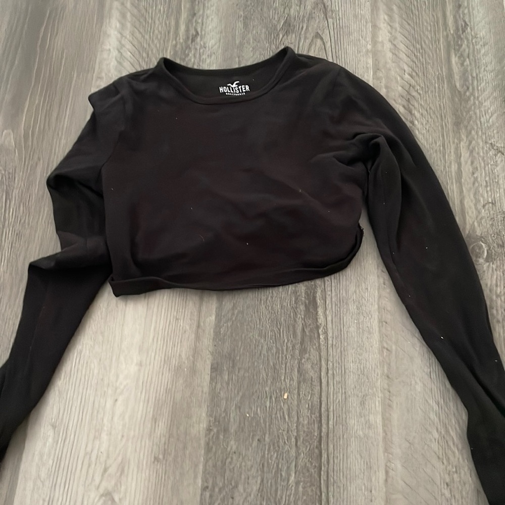 hollister cropped long sleeve